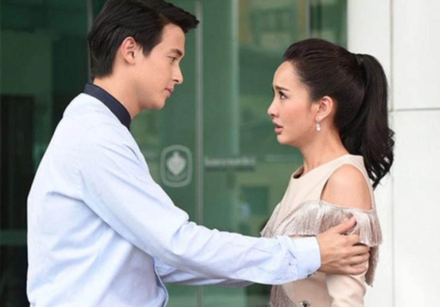 Ngày lễ Tình nhân, bạn trai tặng hẳn ngôi nhà và thật thà nói ra bí mật khiến tôi suy sụp