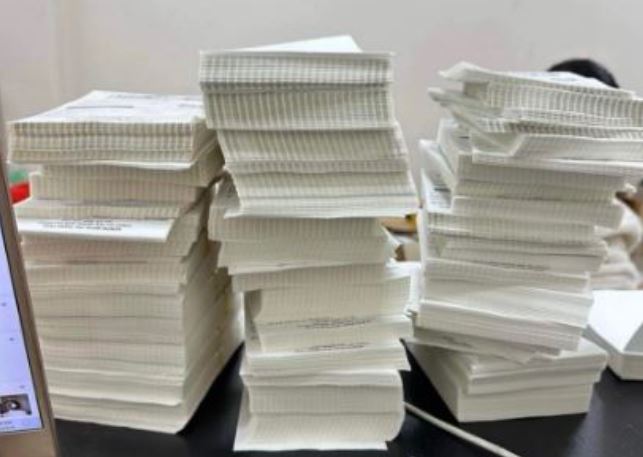 Chu Thanh Huyền khoe đơn hàng ngập nhà, chốt đơn tiền tỷ thế này bảo sao được gọi là "gió tầng nào gặp mây tầng đó" với Quang Hải