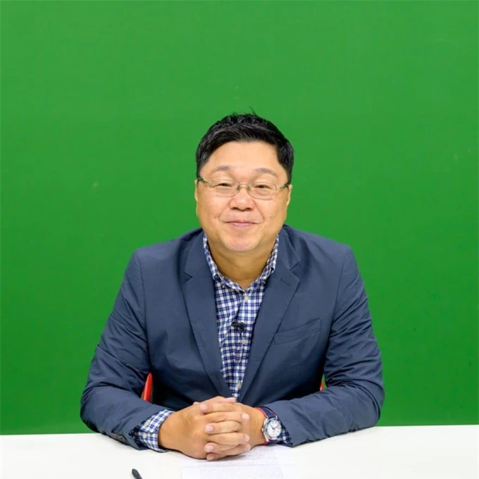 Giáo sư Yoon Sung-hak