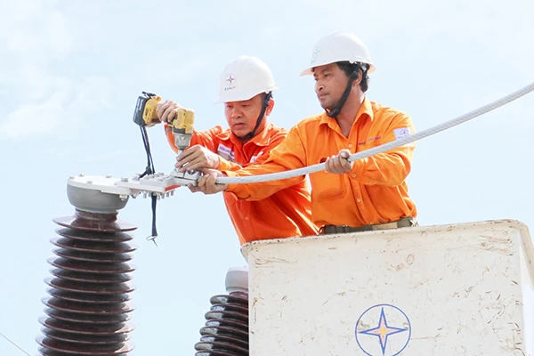 Điện lực Đà Nẵng nỗ lực bảo đảm cung cấp điện an toàn, ổn định, liên tục trong dịp Tết Nguyên đán Giáp Thìn 2024.