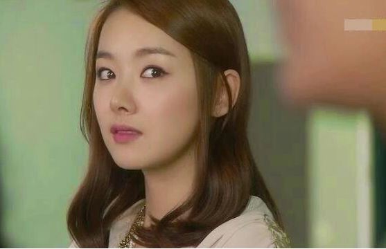 Chưa thấy ai 'mặt dày' như cô người yêu cũ của chồng, vậy nên tôi quyết tung chiêu xử cô ả