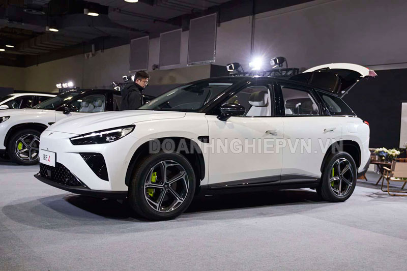 SUV công suất 231 mã lực, nội thất sang chảnh, giá gần 500 triệu đồng