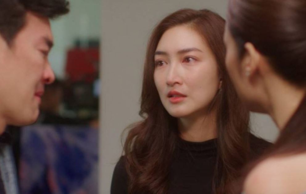 Cầm 3 triệu đưa chị chồng vay mà tôi tức nghẹn, còn chồng đòi từ mặt chị gái