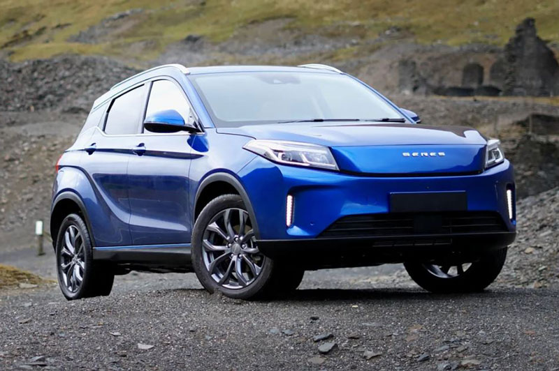 SUV đẹp long lanh, công suất 161 mã lực, giá gần 900 triệu đồng