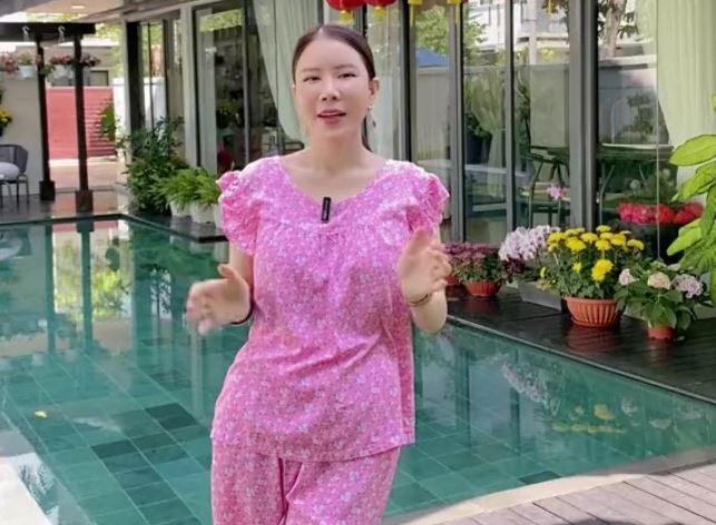 Trải nghiệm sống ở khu nhà giàu Malaysia của nàng dâu Việt: Biệt thự liền kề mẹ chồng mua tặng, giá sương sương 100 tỷ