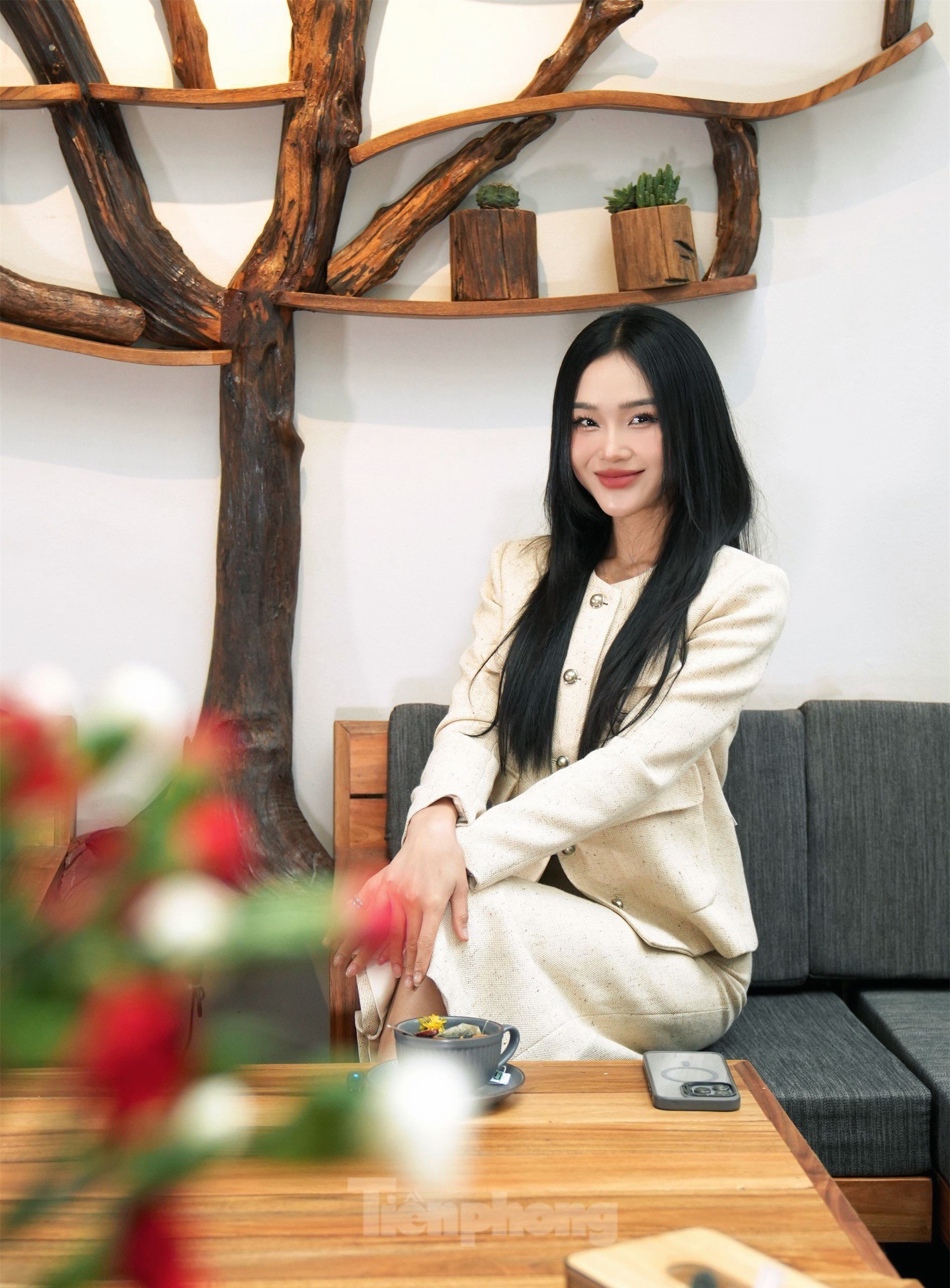 Cận nhan sắc tiểu tam đang bị ghét nhất 'Chúng ta của 8 năm sau' ảnh 17