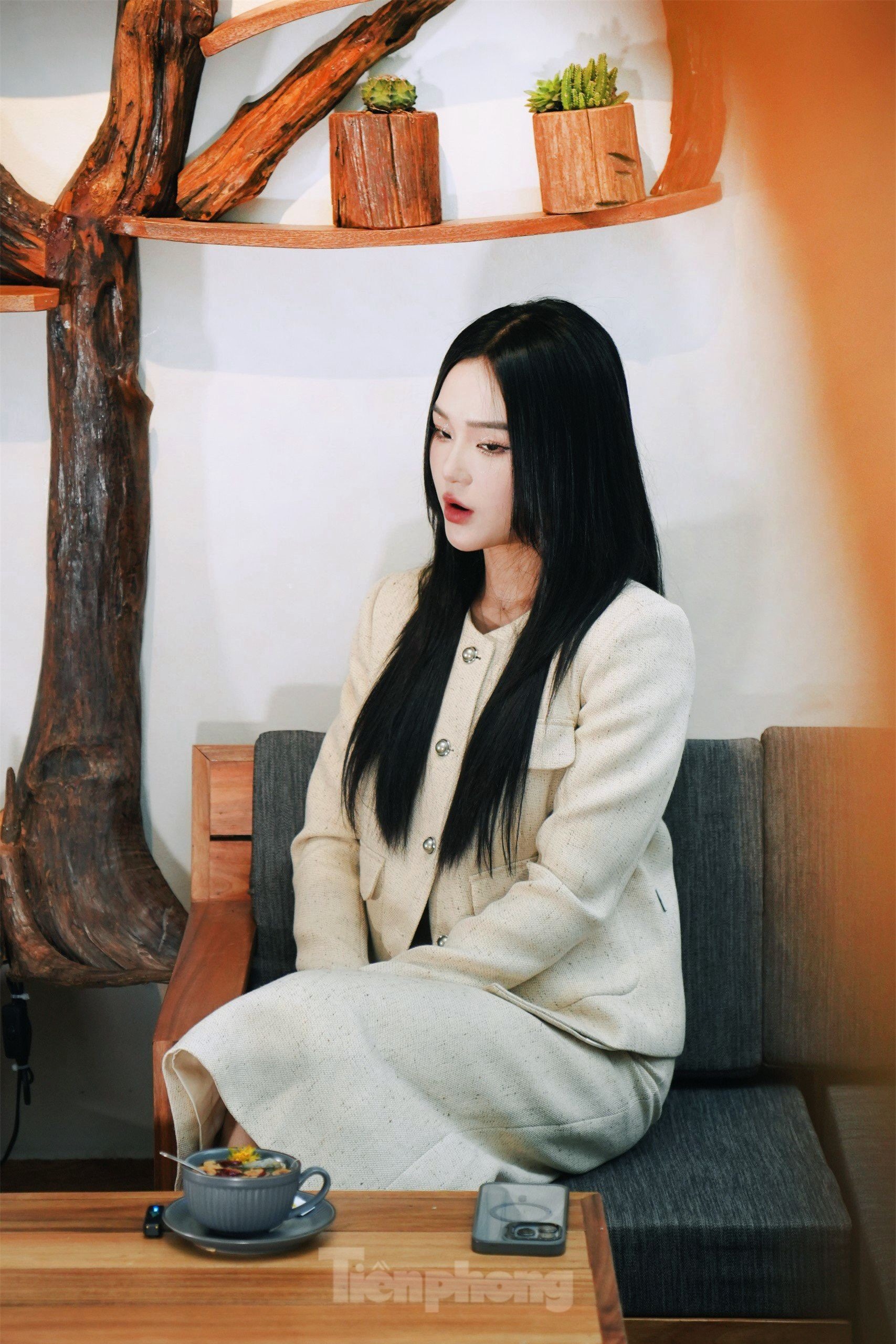 Cận nhan sắc tiểu tam đang bị ghét nhất 'Chúng ta của 8 năm sau' ảnh 19