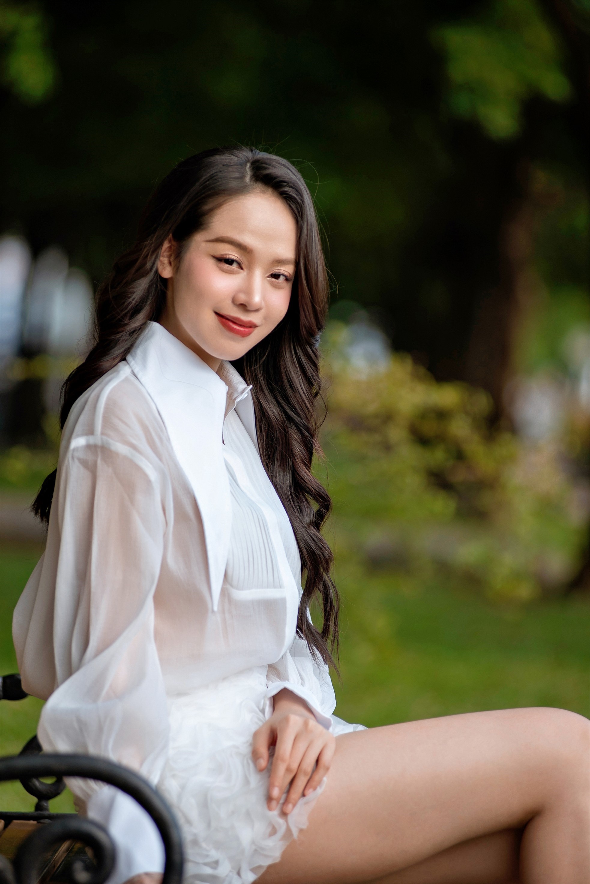 Huỳnh Thị Thanh Thủy sau một năm đăng quang Hoa hậu Việt Nam ảnh 2