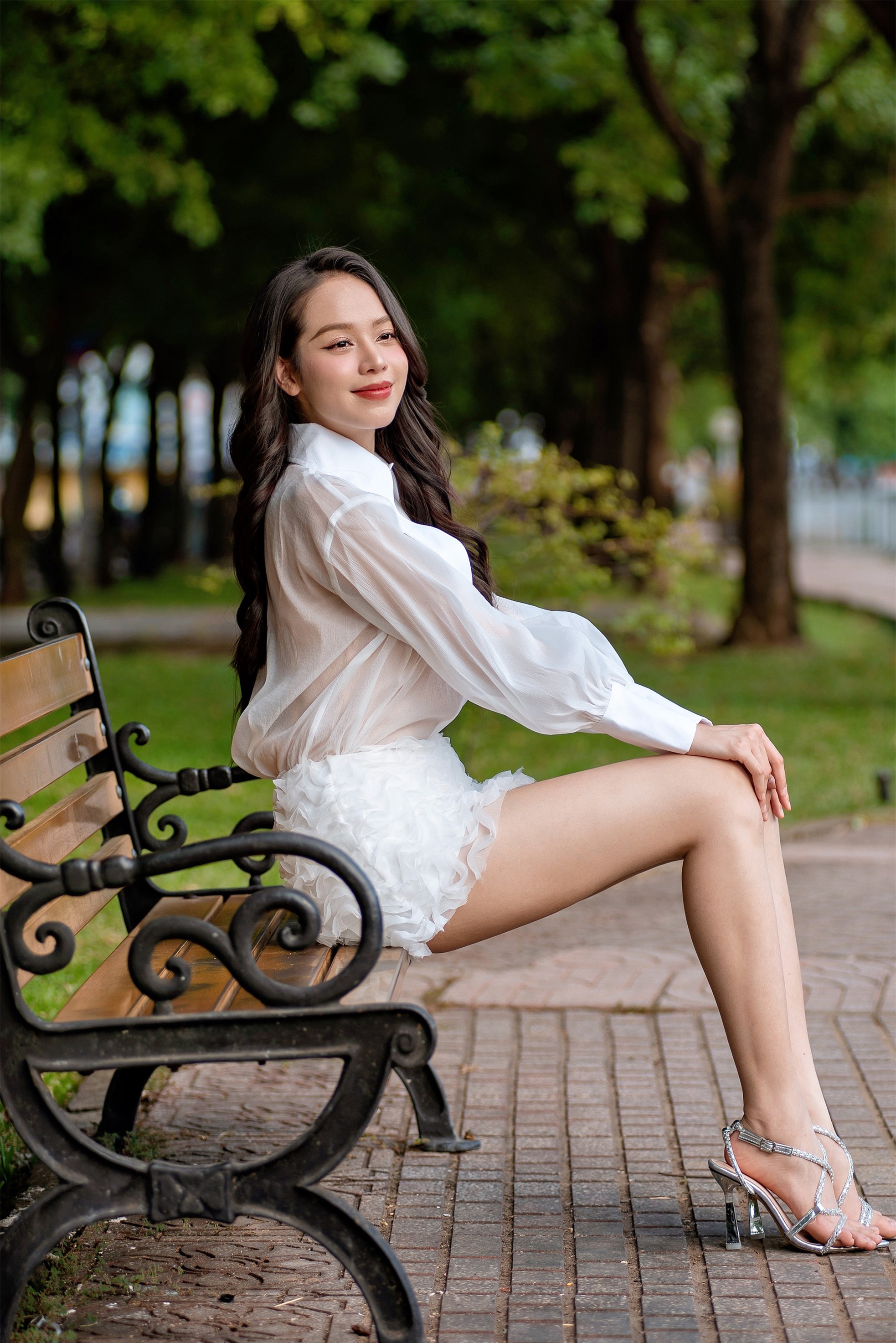 Huỳnh Thị Thanh Thủy sau một năm đăng quang Hoa hậu Việt Nam ảnh 6