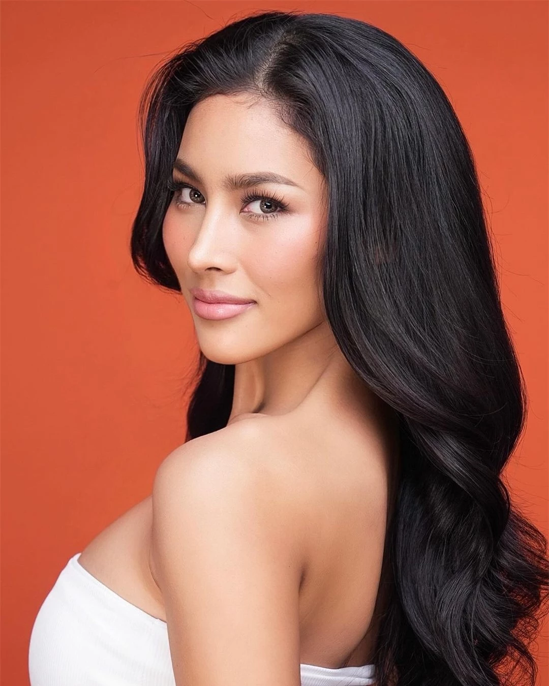 Người đẹp có vòng eo 51 cm tại Hoa hậu Hoàn vũ Philippines ảnh 2