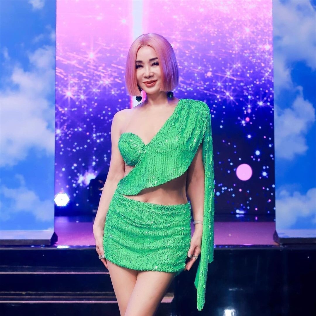 Sắc vóc nóng bỏng tuổi 68 của mỹ nhân 'Đời sống chợ đêm' ảnh 3