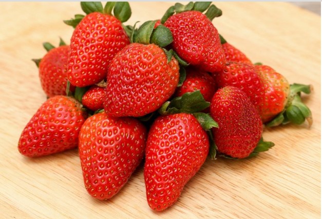 Quả này bị coi là "bẩn" nhất thế giới nhưng cực kỳ bổ dưỡng, chuyên gia chỉ cách loại bỏ thuốc trừ sâu