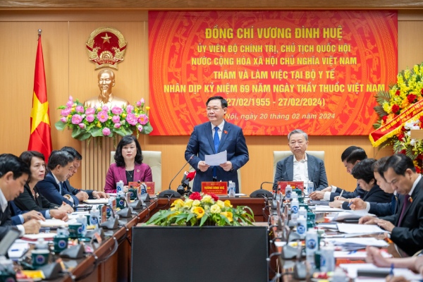 Chủ tịch Quốc hội: Luật Khám, chữa bệnh sửa đổi là dấu mốc quyết định sự phát triển ngành y tế 