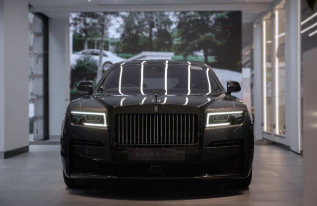 Neymar bỏ hơn 8 tỷ tậu siêu xe, có động thái đáng chú ý trước tin đồn sắp có con thứ 3