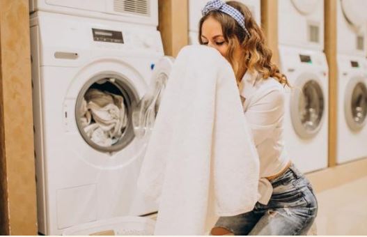 Mẹo khử mùi mốc trên quần áo, vấn đề thường gặp phải trong mùa mưa