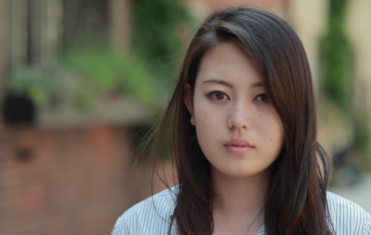 Bị mỉa mai tới mức ngã gục, nhưng người yêu cũ của chồng vẫn hùng hổ lao tới đòi 'ăn thua đủ' với tôi