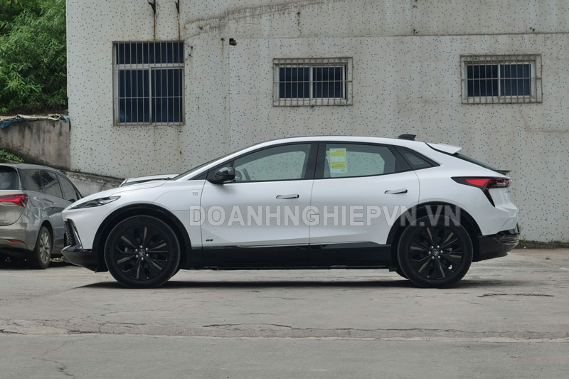 SUV công suất 283 mã lực, thiết kế sang chảnh, giá hơn 520 triệu đồng