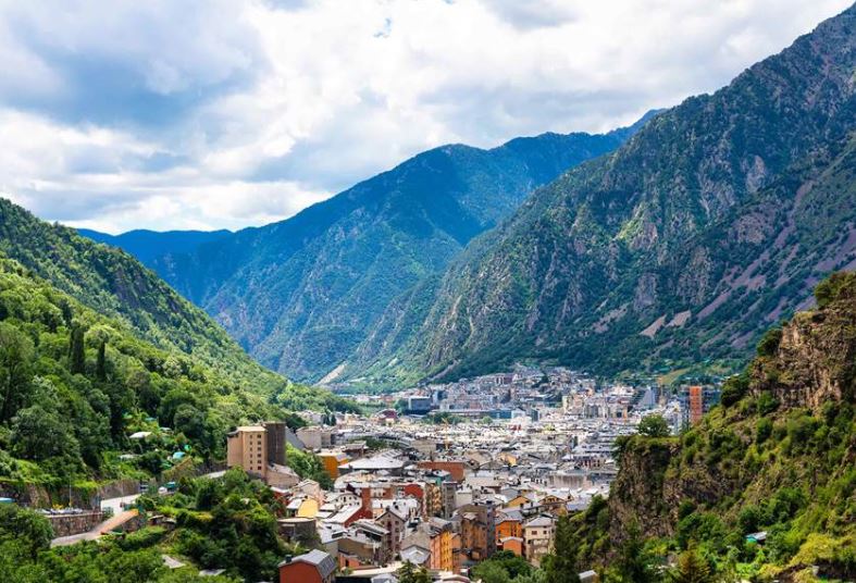 Khám phá quốc gia cổ tích Andorra giữa châu Âu