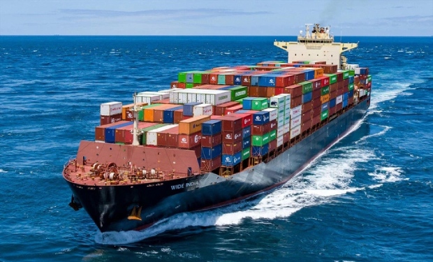 Các hãng tàu tự ý tăng phí, doanh nghiệp lo hàng Việt giảm sức cạnh tranh 