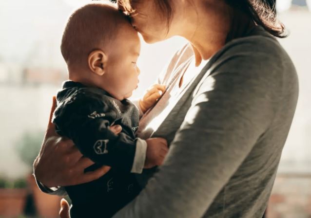 Tâm sự của bà mẹ sinh duy nhất một đứa con: "Những câu hỏi dù là vô tình hay cố ý vẫn như cú đấm vào ruột gan tôi"