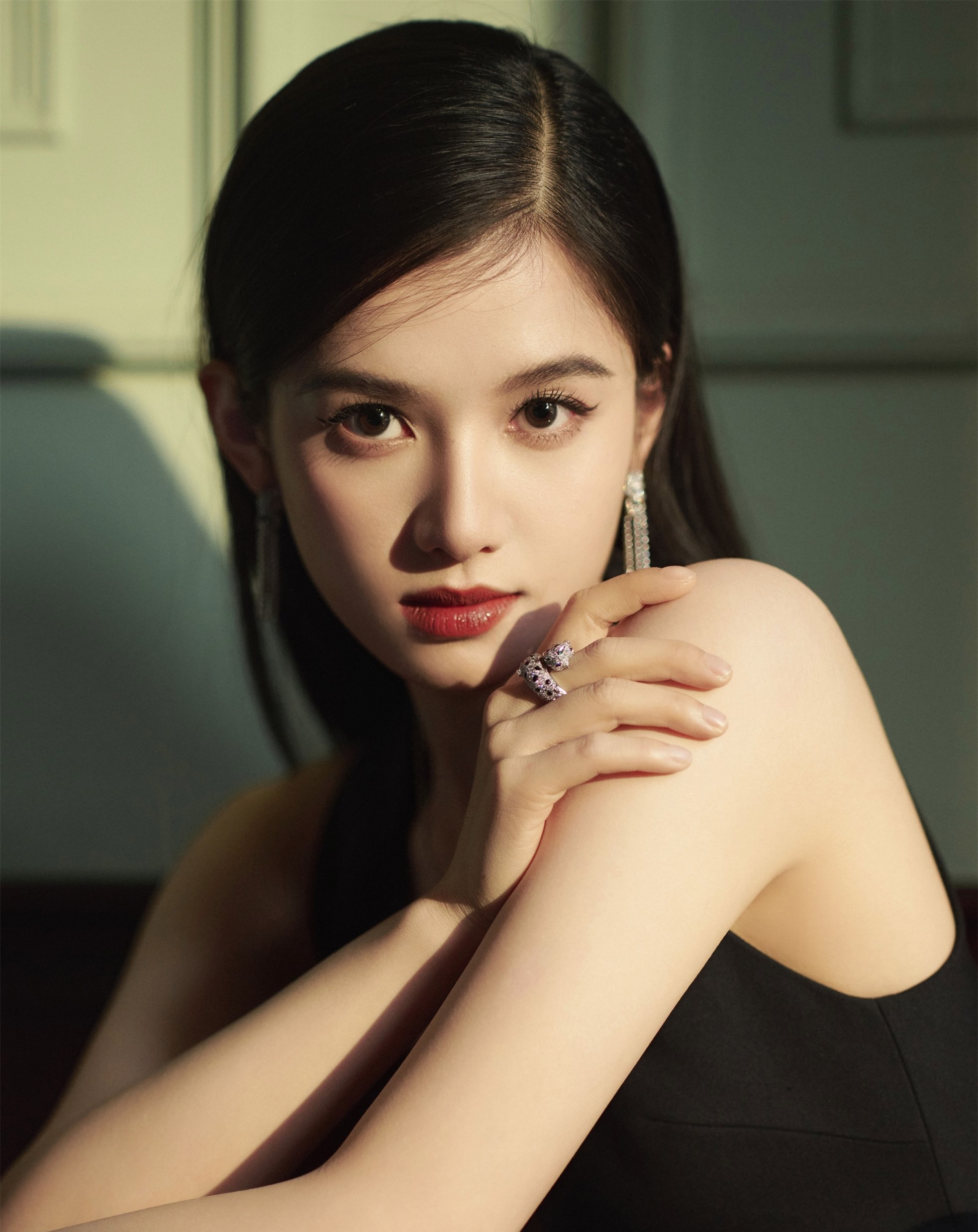 Thế lực đứng sau chống lưng những thái tử, công chúa ở showbiz ảnh 15