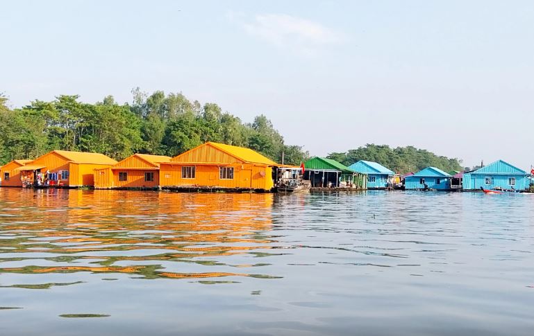 Làng bè đa sắc màu - Điểm du lịch miệt sông độc đáo ở An Giang