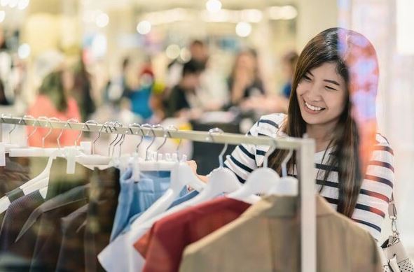 D&#xF9; ti&#x1EBF;t ki&#x1EC7;m &#x111;&#x1EBF;n m&#x1EA5;y th&#xEC; n&#x1EBF;u l&#xE0; ph&#x1EE5; n&#x1EEF; b&#x1EA1;n &#x111;&#x1EEB;ng n&#xEA;n b&#x1ECF; qua 4 th&#x1EE9; n&#xE0;y, h&#xE3;y t&#x1EF1; y&#xEA;u b&#x1EA3;n th&#xE2;n m&#xEC;nh