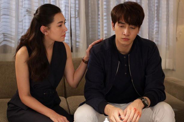 Trong đám cưới, cô bạn thân nghe lỏm được cuộc nói chuyện giữa chồng tôi và một người phụ nữ lạ, nội dung khiến tôi bần thần