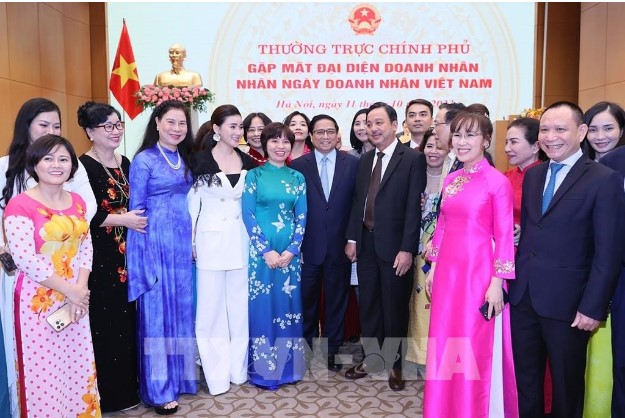 Xây dựng chương trình hành động của Chính phủ về phát huy vai trò của đội ngũ doanh nhân