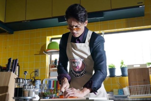 Vợ kiếm hơn 12 tỷ mỗi năm, chồng tự hào vì được ở nhà nội trợ và gọi đó là cuộc sống "siêu ngầu"