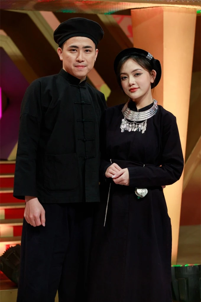 Huy Lee và bà xã Hà Phương