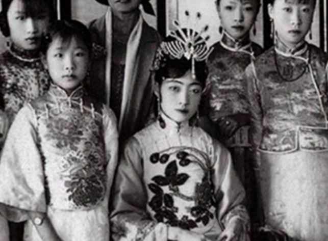 Số phận bi thảm của Hoàng hậu cuối cùng trong lịch sử Trung Hoa: Bị Hoàng đế lạnh nhạt, giây phút cuối đời trải qua trong ngục tù