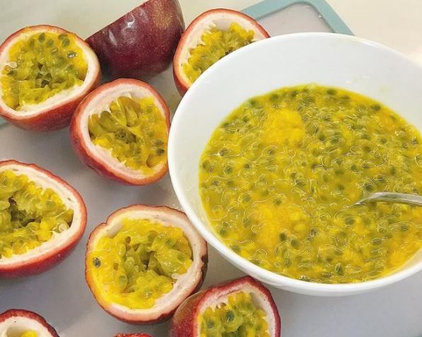 Lười dùng máy ép, gợi ý cho bạn một loại nước uống hoa quả giải khát thơm ngon chẳng kém đồ pha chế ngoài quán