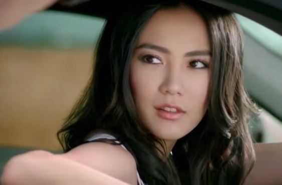 Bạn thân yêu đơn phương anh hàng xóm giàu khét tiếng, tán mãi không đổ liền 'gài bẫy' khiến tôi bị chửi oan