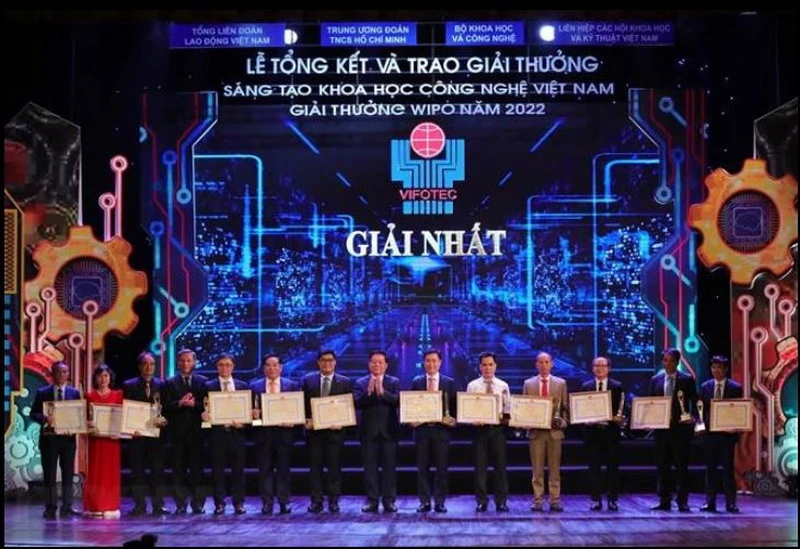 Nguyên tắc đề nghị, xét tặng Giải thưởng về khoa học và công nghệ