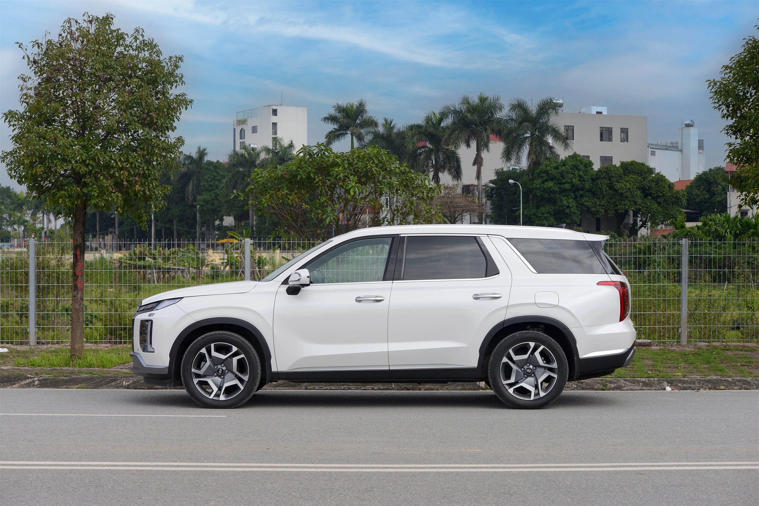 Hyundai Palisade có gì để xoay chuyển phân khúc SUV cỡ lớn tại Việt Nam?- Ảnh 4.