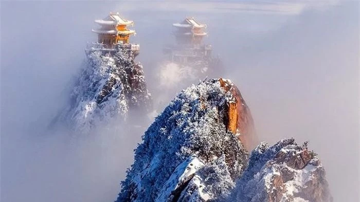 Tọa lạc lại thành phố Lạc Dương, núi Lão Quân được ví như “Thiên cung trên mây” với lịch sử hơn 2.000 năm