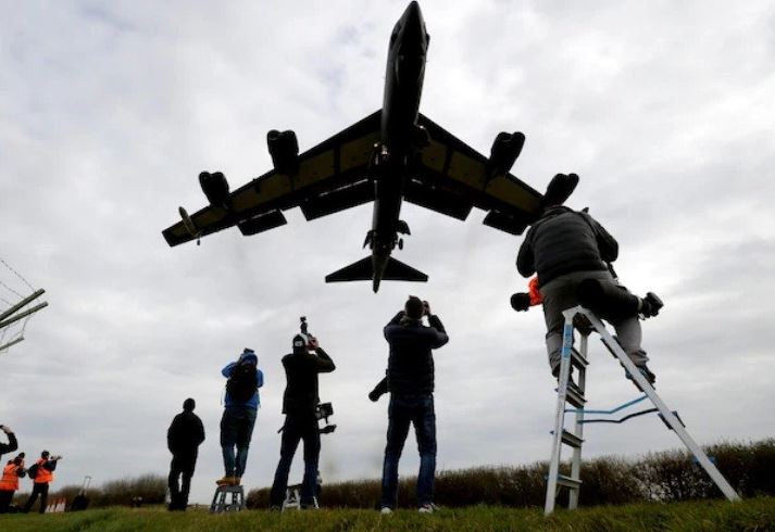 B-21 mang cơ hội lớn cho B-52 Mỹ
