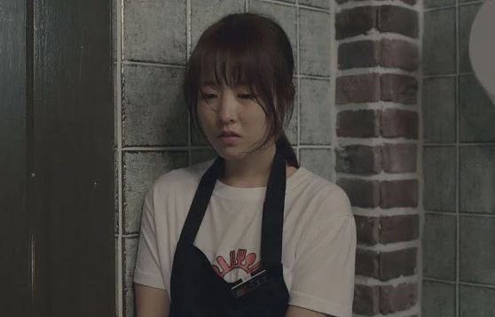 Tôi không ngờ hành động bột phát của tôi ở sân bay lại khiến cho gia đình tôi chìm trong mâu thuẫn