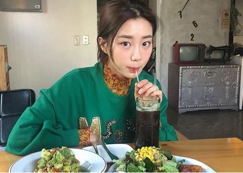 Người sống thọ trước khi ăn cơm luôn làm đủ 3 công việc này, nếu muốn tốt cho bản thân thì bạn rất nên thay đổi