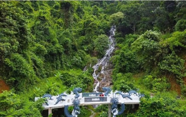 Chiêm ngưỡng vẻ đẹp hoang sơ của thác Hòa Bình