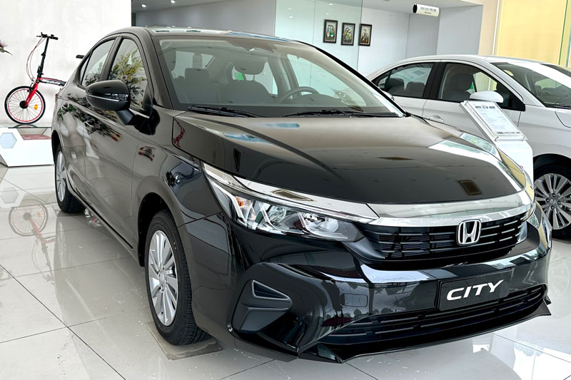 Honda City giảm giá hơn 100 triệu đồng, quyết đua doanh số với Hyundai Accent
