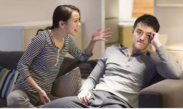 Vợ đòi ly hôn sau 8 năm do tôi không phụ việc nhà, không chăm con, vô tâm với vợ và gia đình hai bên