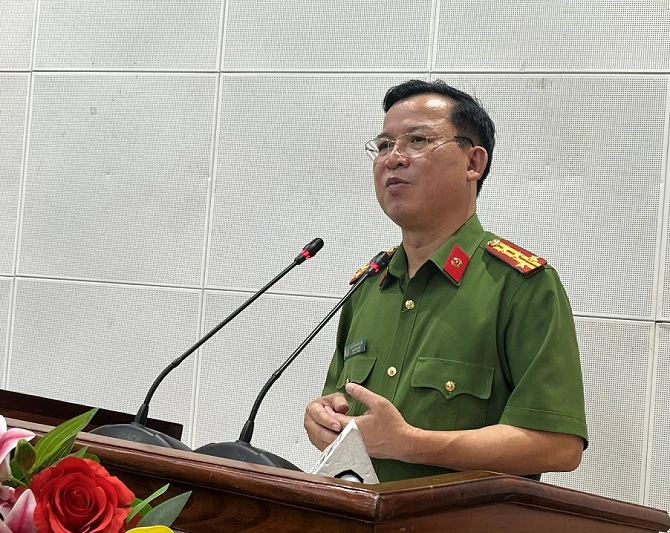 Đại tá Nguyễn Văn Lộc - Phó giám đốc Công an tỉnh Tiền Giang thông tin nhanh vụ việc xảy ra vào sáng cùng ngày