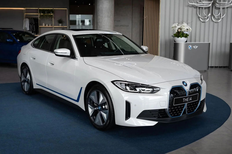 Bảng giá xe BMW tháng 3/2024