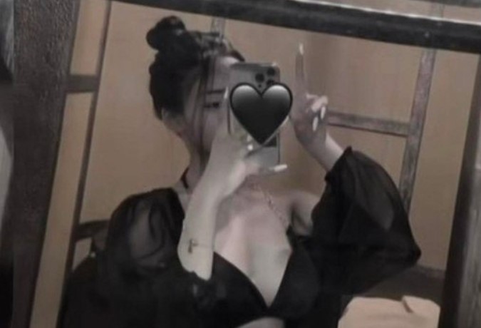 Hot girl Hải Phòng hẹn hò tiền đạo U23 Việt Nam khoe dáng nuột khi diện bikini "mảnh mai"