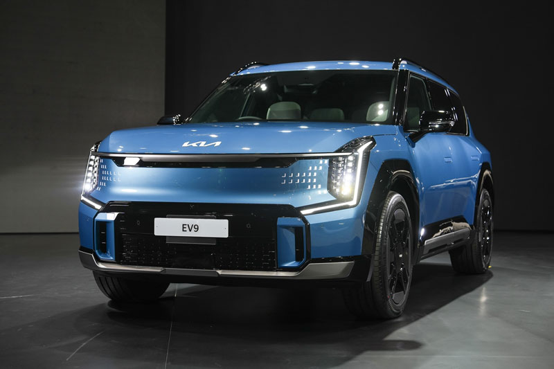 Kia EV9 ra mắt tại Thái Lan, giá khởi điểm gần 2,3 tỷ đồng, chờ ngày về Việt Nam