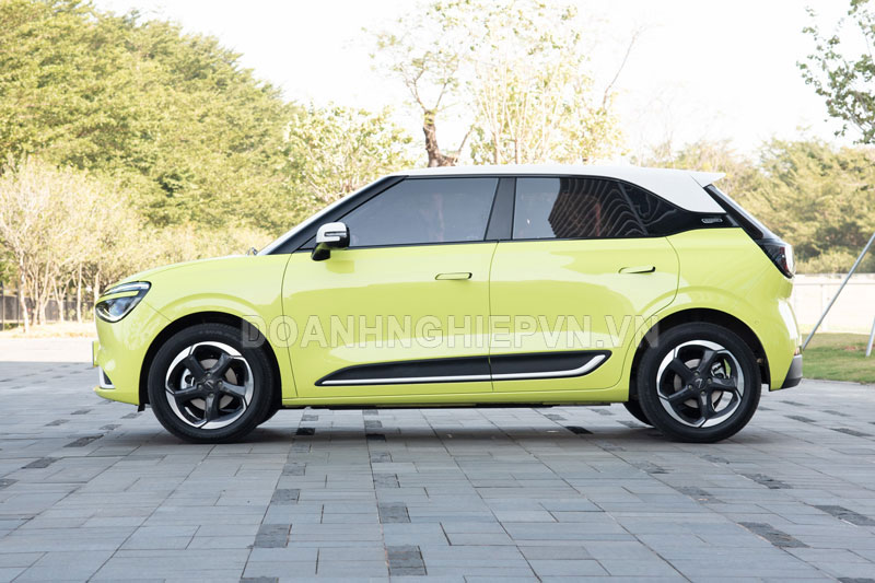 Xe hơi thiết kế đẹp long lanh, công suất 95 mã lực, giá gần 230 triệu đồng