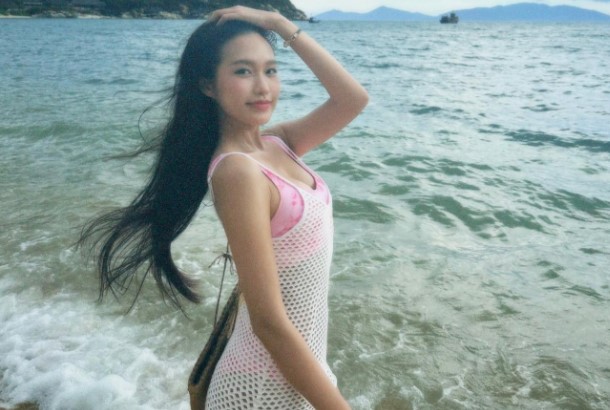 Doãn Hải My hoài niệm về vóc dáng nuột nà thời chưa lấy Đoàn Văn Hậu, giờ thì vòng 2 lùm lùm nghi vấn mang “bé rồng”