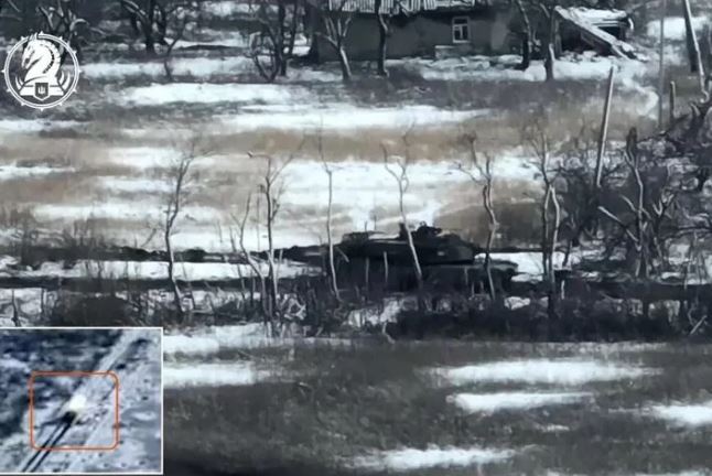 Lần đầu tiên Ukraine triển khai M1A1 Abrams chiến đấu với quân Nga